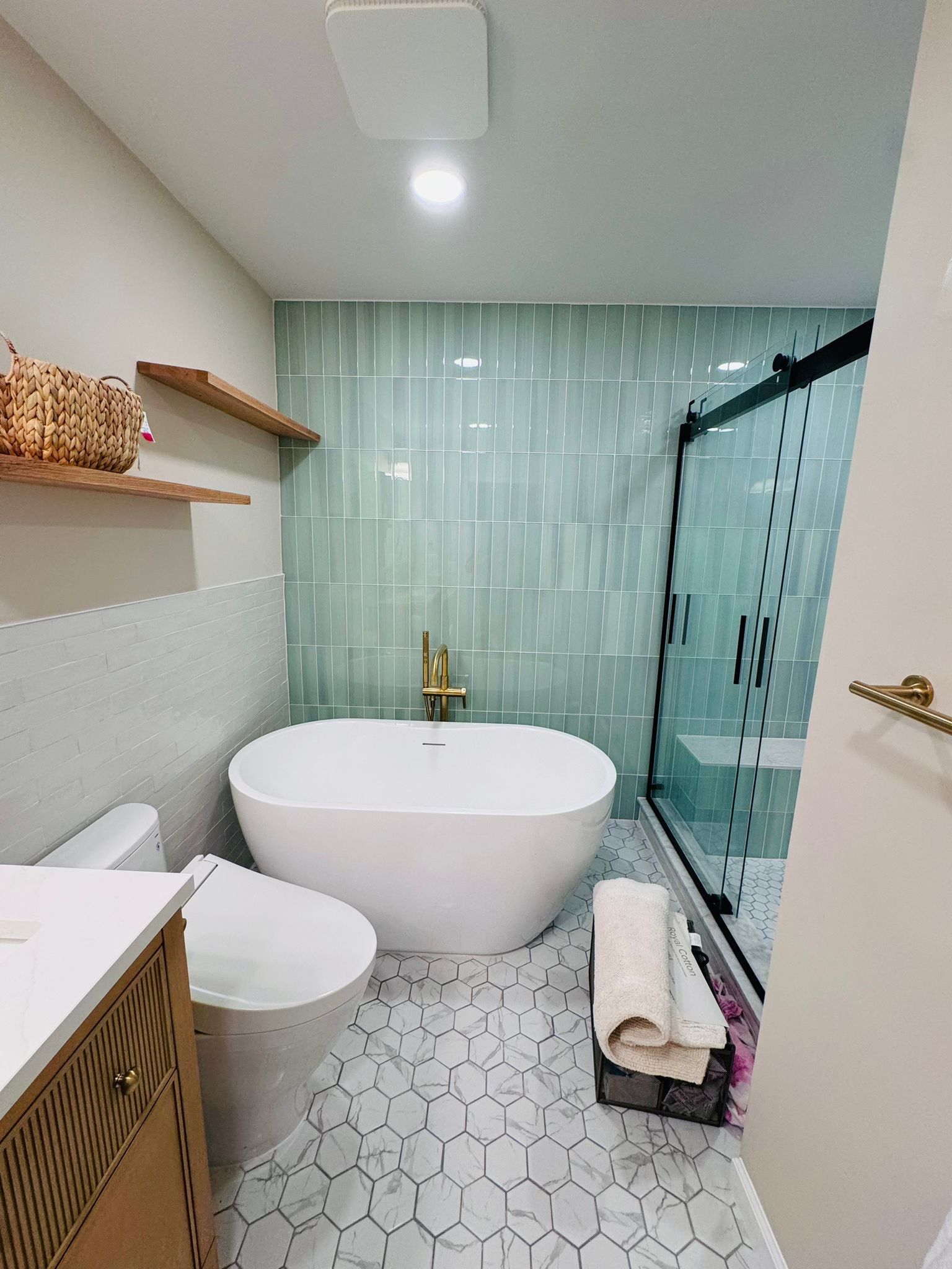 Morristown NJ Bathroom Remodeling — photo 1 of 2
