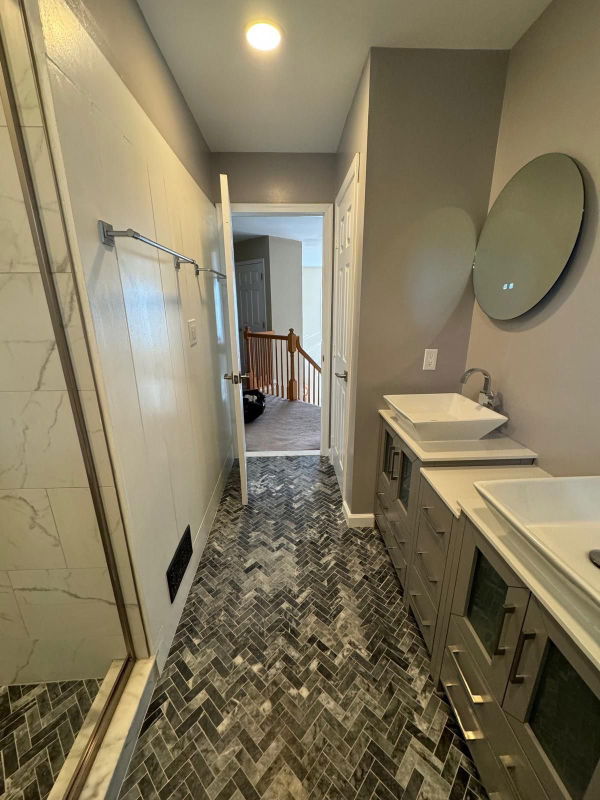 Belle Mead primary bathroom and ensuite renovation — gallery image 3