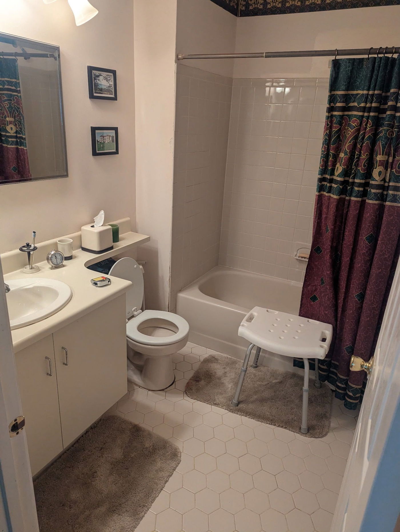 Bathroom remodeling in Bridgewater Nj, NJ — before renovation