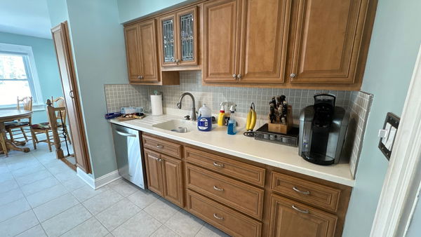 Old Bridge kitchen remodel with island — gallery image 14