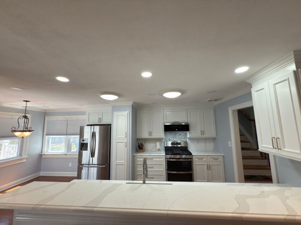 Old Bridge kitchen remodel with island — gallery image 7