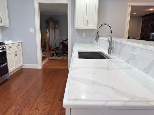 Old Bridge kitchen remodel with island — gallery image 10